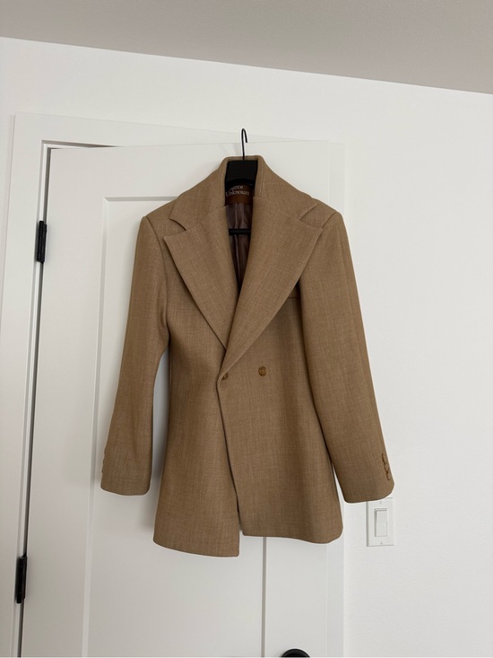 Source Unknown Jackets & Blazers - Source unknown Nangy double-breasted cinched blazer in tan beige